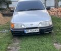 Серый Форд Сиерра, объемом двигателя 2 л и пробегом 200 тыс. км за 785 $, фото 3 на Automoto.ua