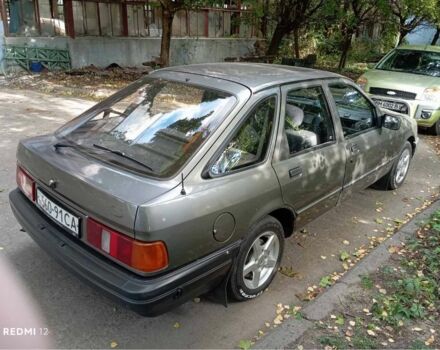 Серый Форд Сиерра, объемом двигателя 2 л и пробегом 300 тыс. км за 1800 $, фото 4 на Automoto.ua