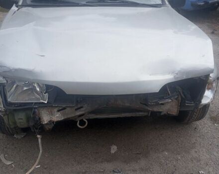 Серый Форд Сиерра, объемом двигателя 1.8 л и пробегом 10 тыс. км за 595 $, фото 3 на Automoto.ua