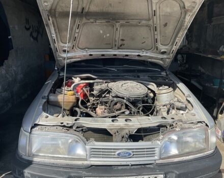 Серый Форд Сиерра, объемом двигателя 2 л и пробегом 99 тыс. км за 840 $, фото 4 на Automoto.ua