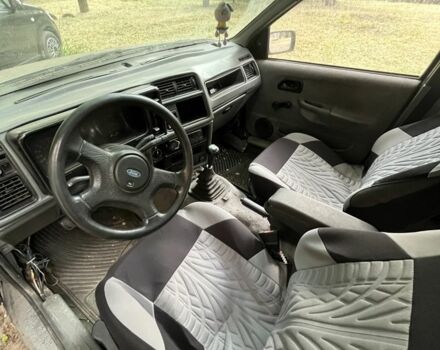 Серый Форд Сиерра, объемом двигателя 2 л и пробегом 3 тыс. км за 1200 $, фото 11 на Automoto.ua