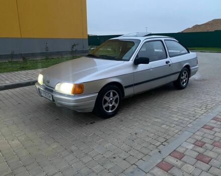 Серый Форд Сиерра, объемом двигателя 1.6 л и пробегом 150 тыс. км за 1650 $, фото 4 на Automoto.ua