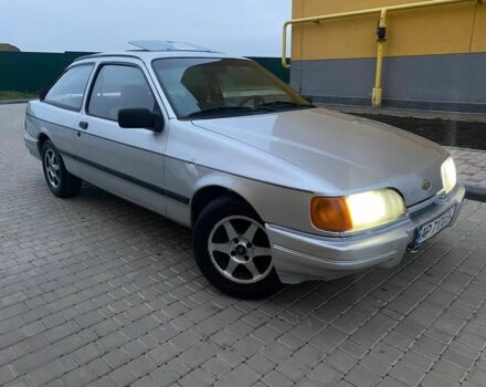 Серый Форд Сиерра, объемом двигателя 1.6 л и пробегом 150 тыс. км за 1650 $, фото 1 на Automoto.ua