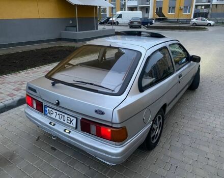 Серый Форд Сиерра, объемом двигателя 1.6 л и пробегом 150 тыс. км за 1650 $, фото 10 на Automoto.ua