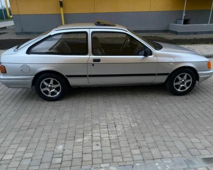 Серый Форд Сиерра, объемом двигателя 1.6 л и пробегом 150 тыс. км за 1650 $, фото 11 на Automoto.ua