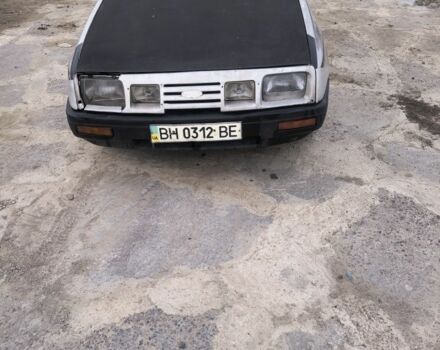 Серый Форд Сиерра, объемом двигателя 1.6 л и пробегом 250 тыс. км за 310 $, фото 3 на Automoto.ua