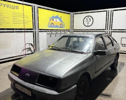 Серый Форд Сиерра, объемом двигателя 2 л и пробегом 333 тыс. км за 450 $, фото 1 на Automoto.ua