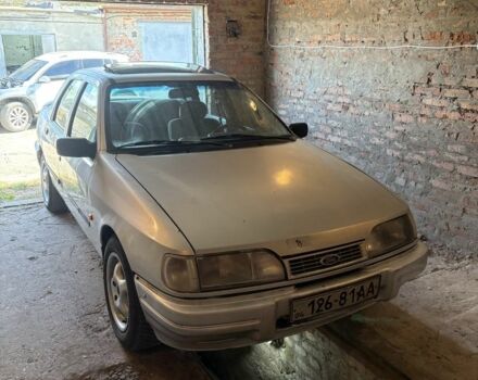 Серый Форд Сиерра, объемом двигателя 2 л и пробегом 376 тыс. км за 768 $, фото 1 на Automoto.ua