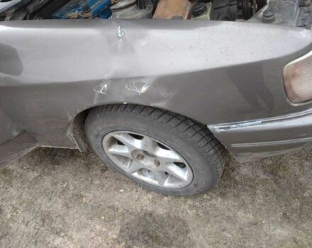 Серый Форд Сиерра, объемом двигателя 2.3 л и пробегом 250 тыс. км за 750 $, фото 1 на Automoto.ua