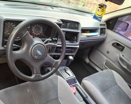 Сірий Форд Сієрра, об'ємом двигуна 2 л та пробігом 98 тис. км за 1500 $, фото 4 на Automoto.ua