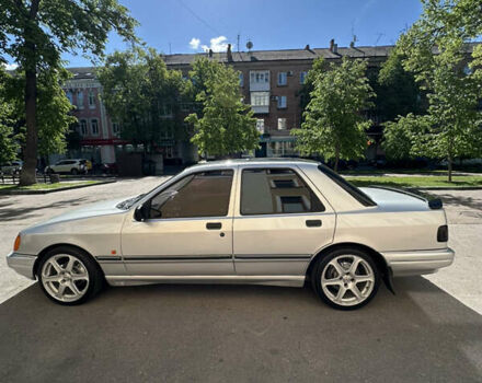 Сірий Форд Сієрра, об'ємом двигуна 2 л та пробігом 120 тис. км за 2500 $, фото 6 на Automoto.ua