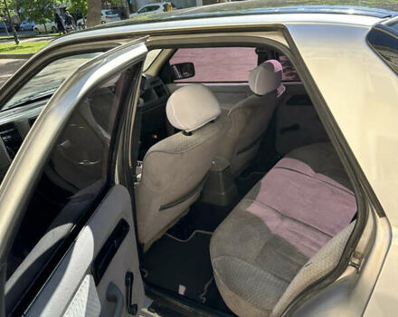 Сірий Форд Сієрра, об'ємом двигуна 2 л та пробігом 120 тис. км за 2500 $, фото 9 на Automoto.ua