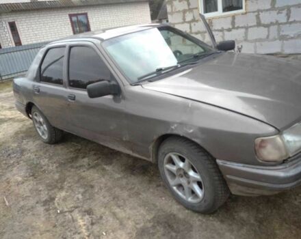 Серый Форд Сиерра, объемом двигателя 2.3 л и пробегом 250 тыс. км за 750 $, фото 5 на Automoto.ua