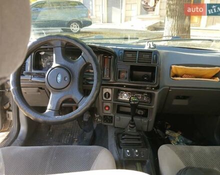 Серый Форд Сиерра, объемом двигателя 2 л и пробегом 222 тыс. км за 1100 $, фото 6 на Automoto.ua