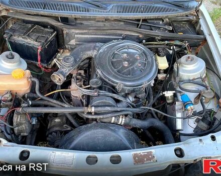 Серый Форд Сиерра, объемом двигателя 1.6 л и пробегом 300 тыс. км за 1200 $, фото 7 на Automoto.ua