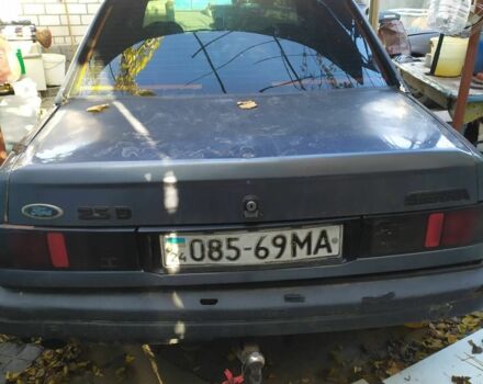 Серый Форд Сиерра, объемом двигателя 2.3 л и пробегом 200 тыс. км за 834 $, фото 2 на Automoto.ua