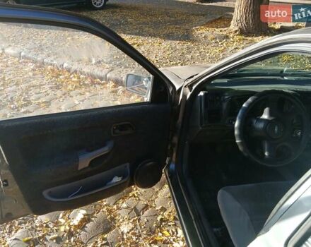 Серый Форд Сиерра, объемом двигателя 2 л и пробегом 222 тыс. км за 1100 $, фото 1 на Automoto.ua