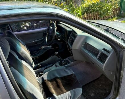 Сірий Форд Сієрра, об'ємом двигуна 1.6 л та пробігом 0 тис. км за 1000 $, фото 1 на Automoto.ua