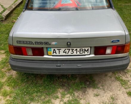 Серый Форд Сиерра, объемом двигателя 2 л и пробегом 260 тыс. км за 750 $, фото 2 на Automoto.ua