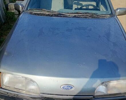 Сірий Форд Сієрра, об'ємом двигуна 2.3 л та пробігом 250 тис. км за 1600 $, фото 7 на Automoto.ua