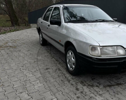 Серый Форд Сиерра, объемом двигателя 1.8 л и пробегом 200 тыс. км за 999 $, фото 1 на Automoto.ua