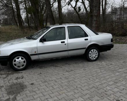 Серый Форд Сиерра, объемом двигателя 1.8 л и пробегом 200 тыс. км за 999 $, фото 4 на Automoto.ua