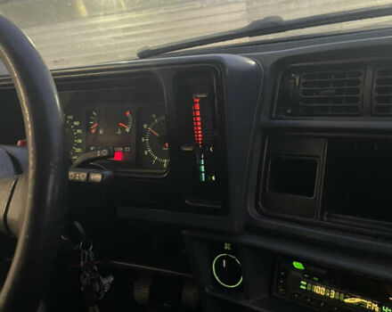 Серый Форд Сиерра, объемом двигателя 2 л и пробегом 169 тыс. км за 1750 $, фото 19 на Automoto.ua