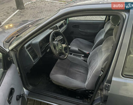 Серый Форд Сиерра, объемом двигателя 2 л и пробегом 169 тыс. км за 1750 $, фото 7 на Automoto.ua