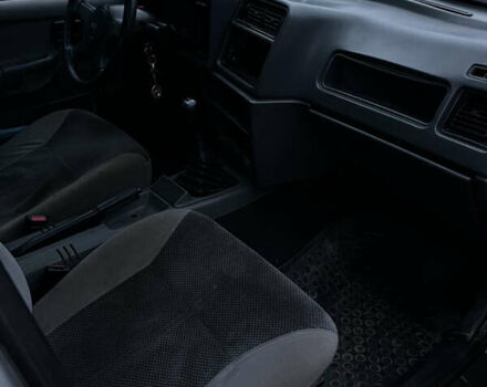 Серый Форд Сиерра, объемом двигателя 1.8 л и пробегом 200 тыс. км за 999 $, фото 8 на Automoto.ua