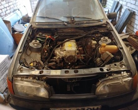 Серый Форд Сиерра, объемом двигателя 0 л и пробегом 1000 тыс. км за 400 $, фото 6 на Automoto.ua