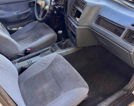 Серый Форд Сиерра, объемом двигателя 1.8 л и пробегом 97 тыс. км за 1100 $, фото 5 на Automoto.ua