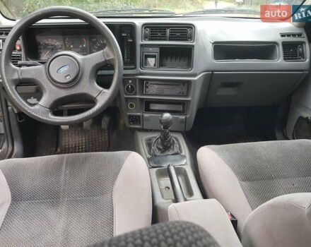 Серый Форд Сиерра, объемом двигателя 2 л и пробегом 253 тыс. км за 1300 $, фото 9 на Automoto.ua