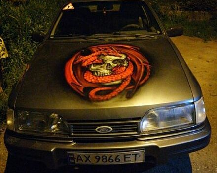 Серый Форд Сиерра, объемом двигателя 2 л и пробегом 350 тыс. км за 900 $, фото 4 на Automoto.ua