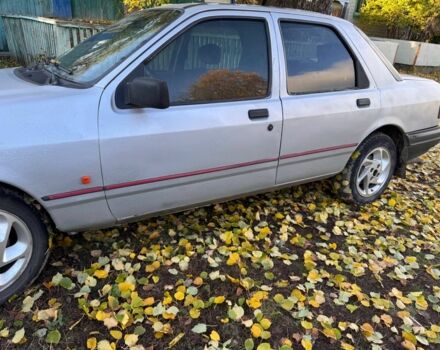 Серый Форд Сиерра, объемом двигателя 1.8 л и пробегом 97 тыс. км за 1100 $, фото 2 на Automoto.ua