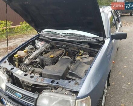 Серый Форд Сиерра, объемом двигателя 2 л и пробегом 253 тыс. км за 1300 $, фото 13 на Automoto.ua