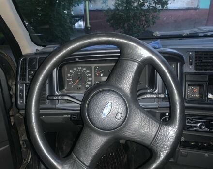 Сірий Форд Сієрра, об'ємом двигуна 1.6 л та пробігом 355 тис. км за 1000 $, фото 6 на Automoto.ua