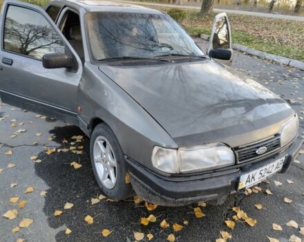 Сірий Форд Сієрра, об'ємом двигуна 2 л та пробігом 400 тис. км за 1194 $, фото 1 на Automoto.ua