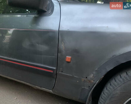 Сірий Форд Сієрра, об'ємом двигуна 1.6 л та пробігом 355 тис. км за 1000 $, фото 4 на Automoto.ua