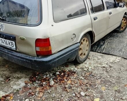 Сірий Форд Сієрра, об'ємом двигуна 2 л та пробігом 400 тис. км за 524 $, фото 1 на Automoto.ua