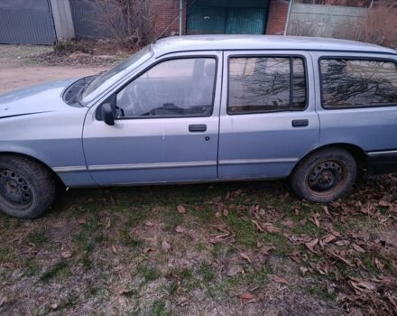 Серый Форд Сиерра, объемом двигателя 2 л и пробегом 350 тыс. км за 477 $, фото 7 на Automoto.ua