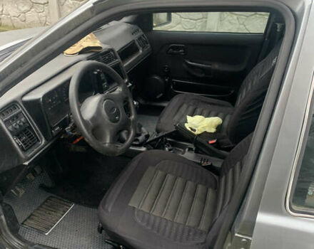 Сірий Форд Сієрра, об'ємом двигуна 2.3 л та пробігом 350 тис. км за 1450 $, фото 5 на Automoto.ua