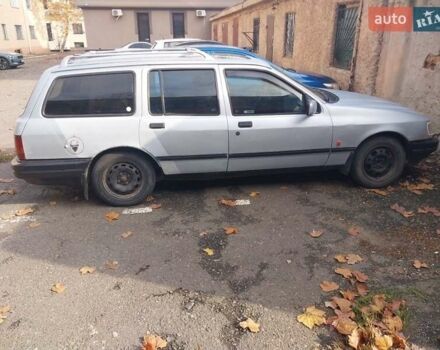 Серый Форд Сиерра, объемом двигателя 2 л и пробегом 150 тыс. км за 1400 $, фото 1 на Automoto.ua