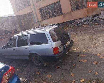 Серый Форд Сиерра, объемом двигателя 2 л и пробегом 150 тыс. км за 1400 $, фото 16 на Automoto.ua