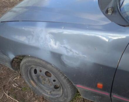 Форд Сиерра 1990 в Черкассах на Automoto.ua Серый Форд Сиерра, объемом двигателя 2 л и пробегом 210 тыс. км за 1500 $, фото 3 на Automoto.ua