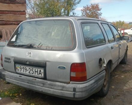 Серый Форд Сиерра, объемом двигателя 2 л и пробегом 62 тыс. км за 597 $, фото 1 на Automoto.ua