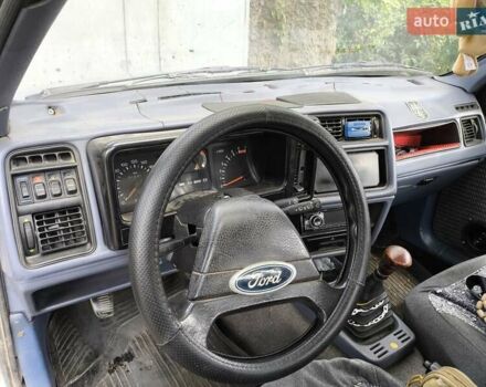 Серый Форд Сиерра, объемом двигателя 1.6 л и пробегом 10 тыс. км за 2000 $, фото 3 на Automoto.ua