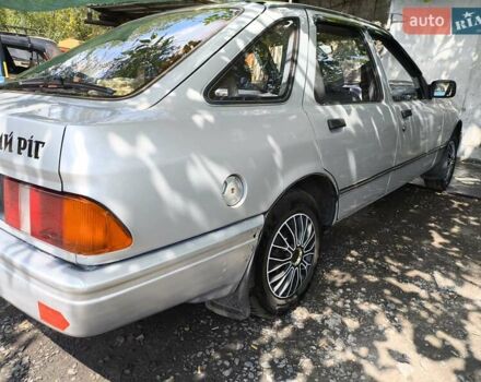 Серый Форд Сиерра, объемом двигателя 1.6 л и пробегом 10 тыс. км за 2000 $, фото 4 на Automoto.ua