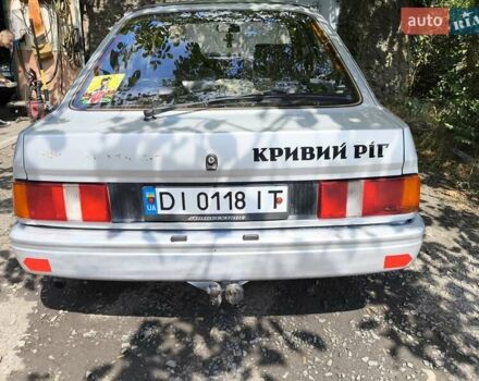 Серый Форд Сиерра, объемом двигателя 1.6 л и пробегом 10 тыс. км за 2000 $, фото 11 на Automoto.ua