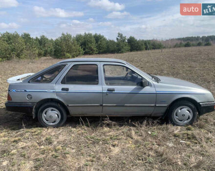 Серый Форд Сиерра, объемом двигателя 1.6 л и пробегом 299 тыс. км за 350 $, фото 3 на Automoto.ua
