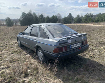 Серый Форд Сиерра, объемом двигателя 1.6 л и пробегом 299 тыс. км за 350 $, фото 5 на Automoto.ua